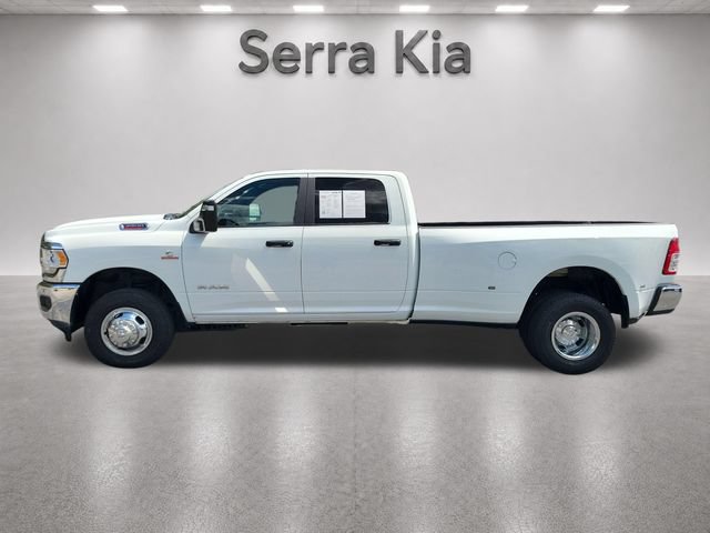 Used 2024 RAM 3500 Big Horn AWD/4WD image 2