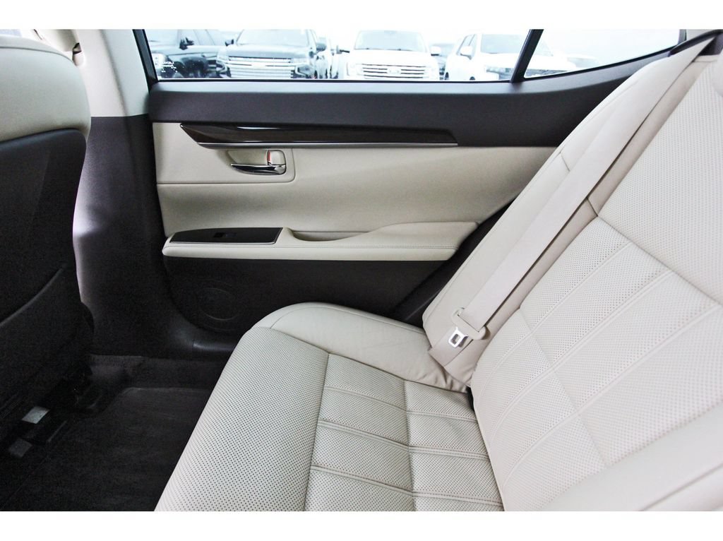 Used 2017 Lexus ES 350 w/ Luxury Package FWD image 12