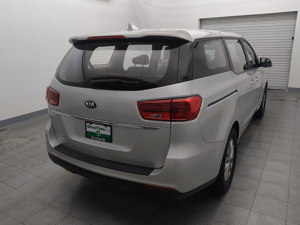Used 2019 Kia Sedona L FWD image 7