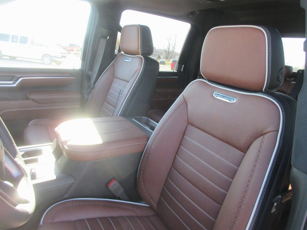 New 2026 GMC Sierra 2500 Denali Ultimate image 14