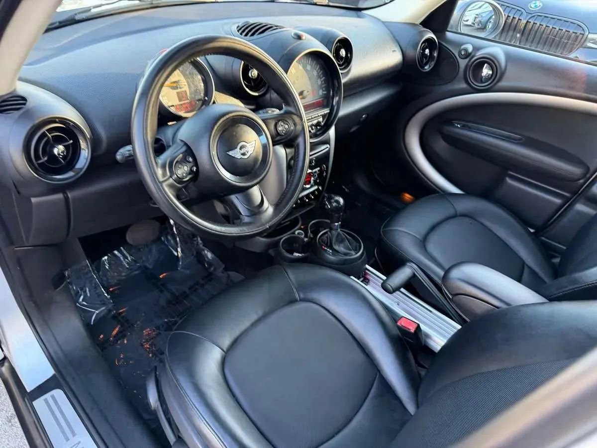Used 2015 MINI Cooper Countryman FWD image 9