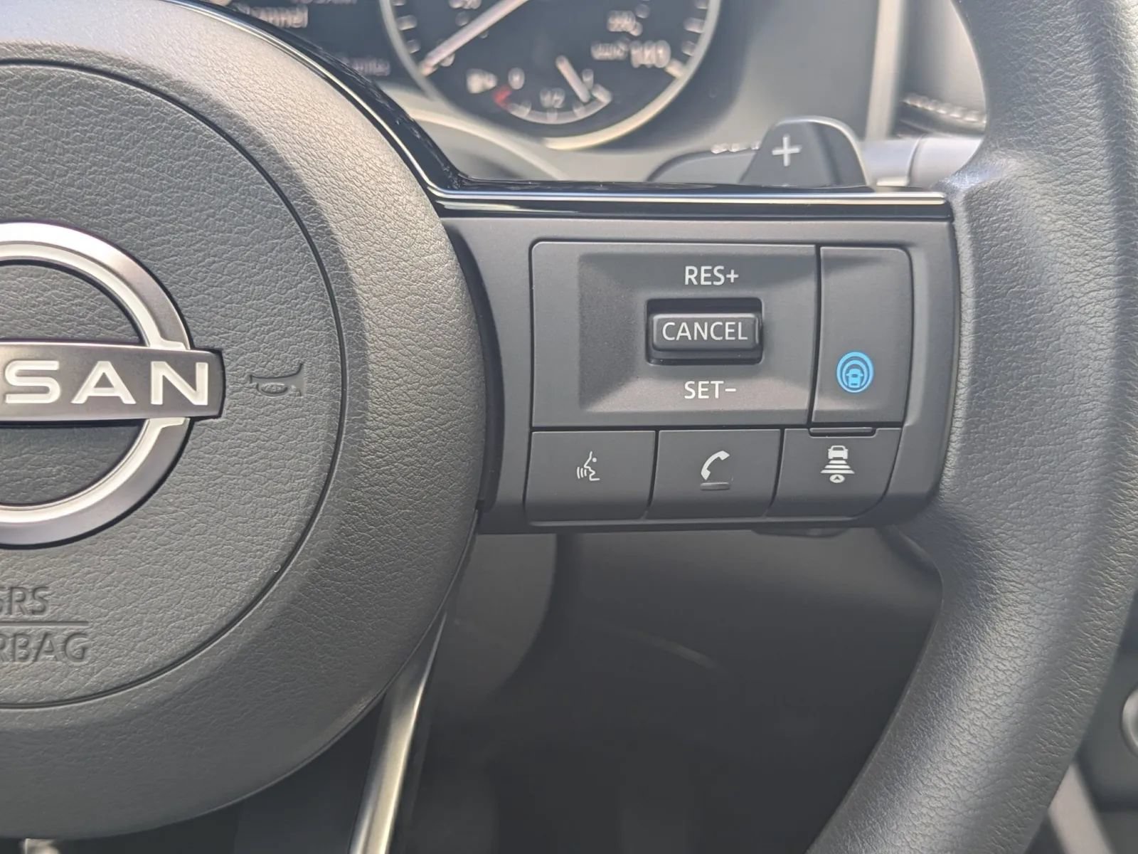Certified 2023 Nissan Rogue SV FWD image 20