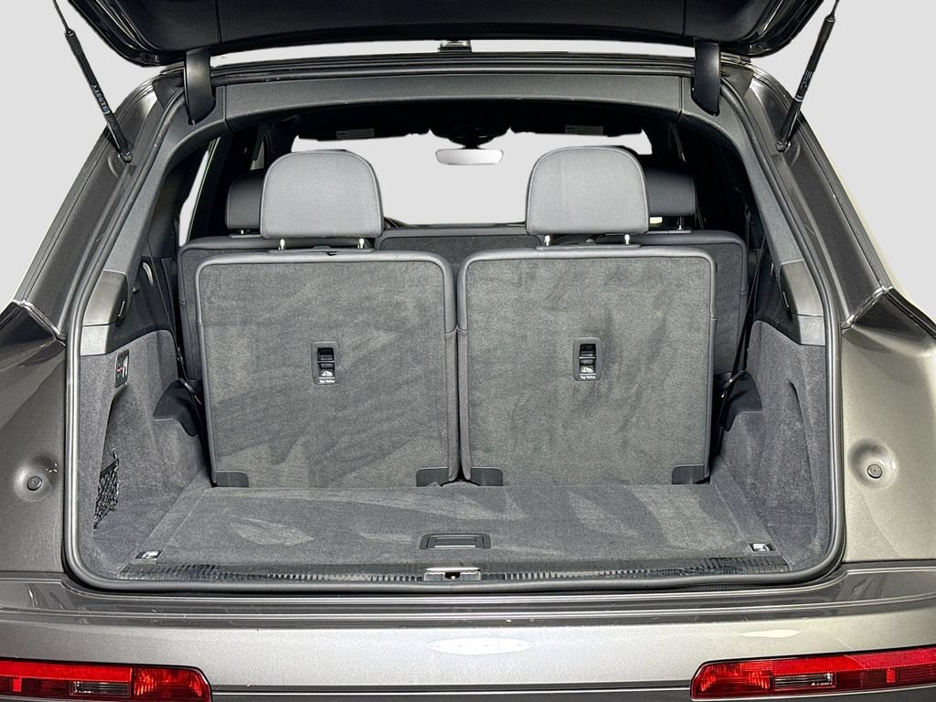 Used 2021 Audi Q7 3.0T Premium Plus w/ Executive Package AWD/4WD image 22