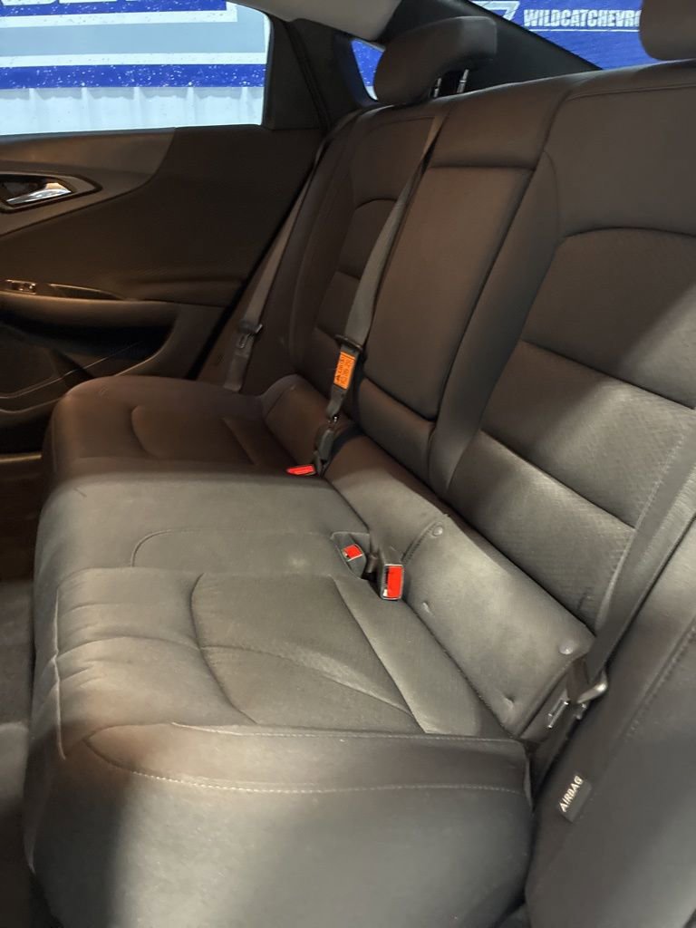 Used 2022 Chevrolet Malibu LT image 31