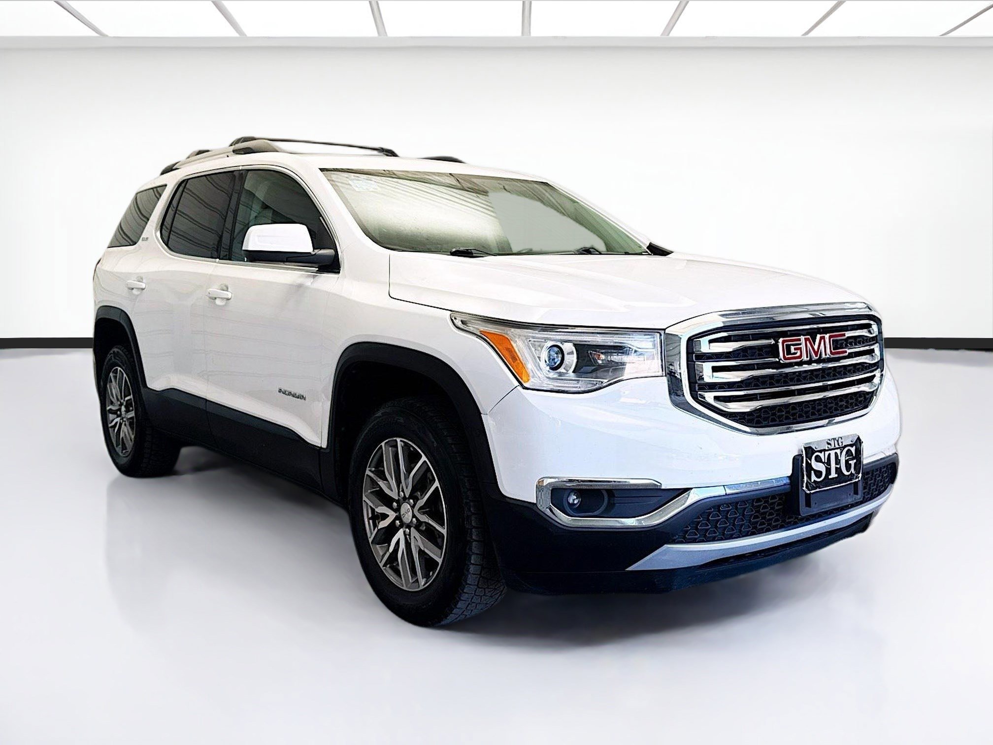 Used 2019 GMC Acadia SLE image 3