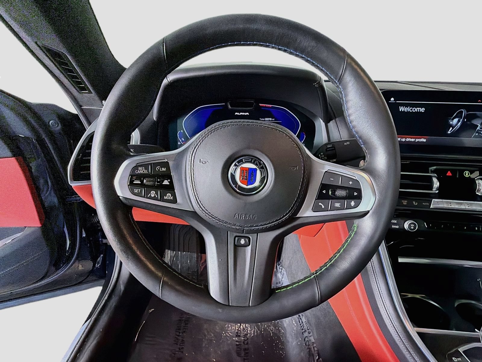 Used 2022 BMW ALPINA B8 xDrive Gran Coupe AWD/4WD image 11