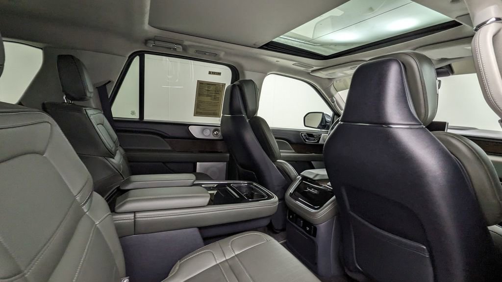 Used 2023 Lincoln Navigator Black Label image 42