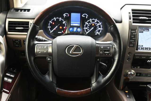 Used 2018 Lexus GX 460 Luxury w/ Preferred Accessory Package AWD/4WD image 26