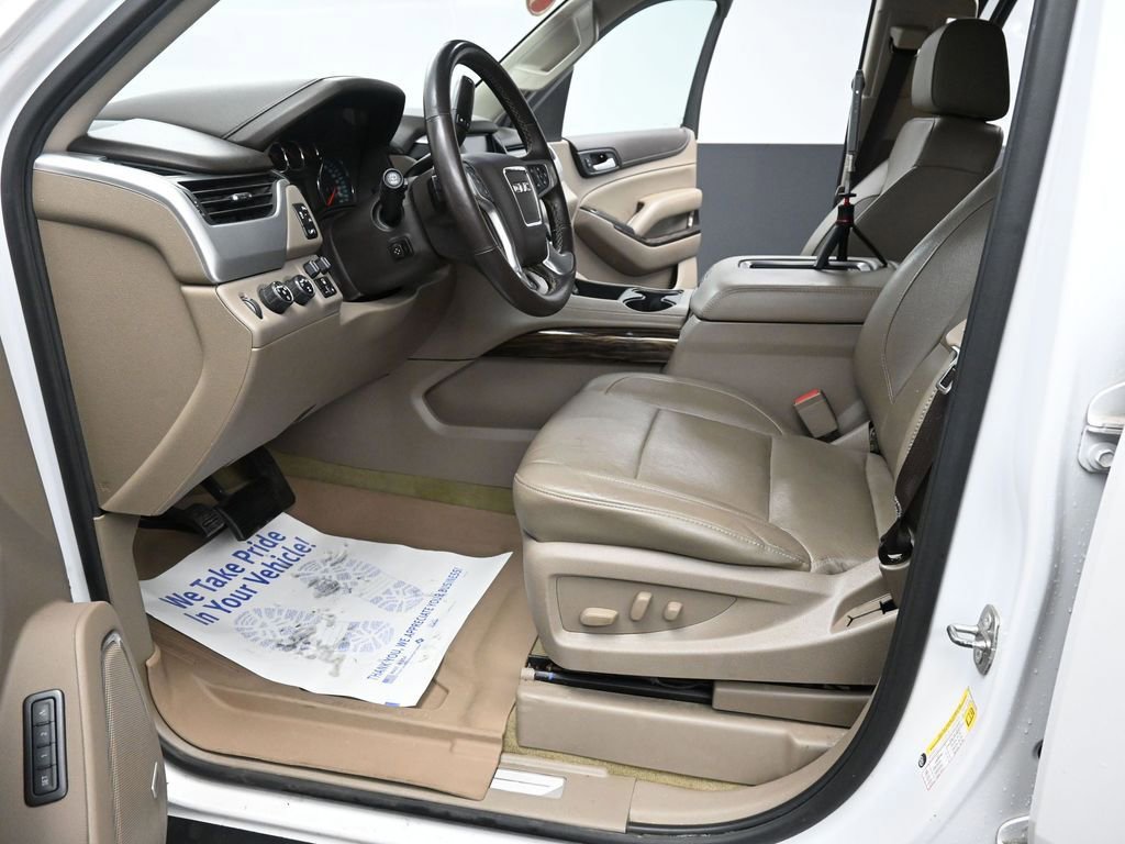 Used 2017 GMC Yukon SLT image 34