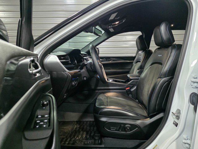 Used 2022 Jeep Grand Cherokee Trailhawk w/ Advanced Protech Group II image 13