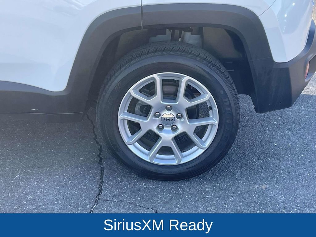 Used 2022 Jeep Renegade Latitude w/ Convenience Group image 11