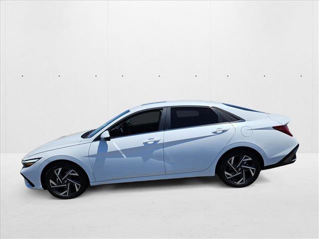 New 2025 Hyundai Elantra Limited image 5