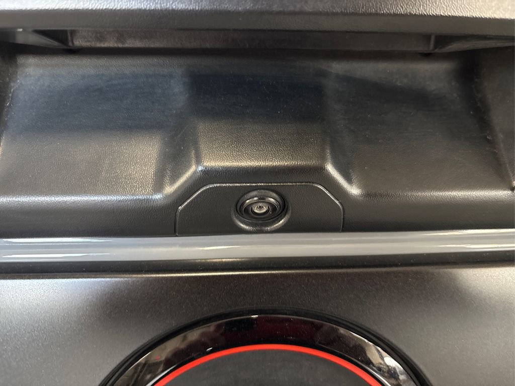 Certified 2025 Nissan Frontier PRO-4X image 15