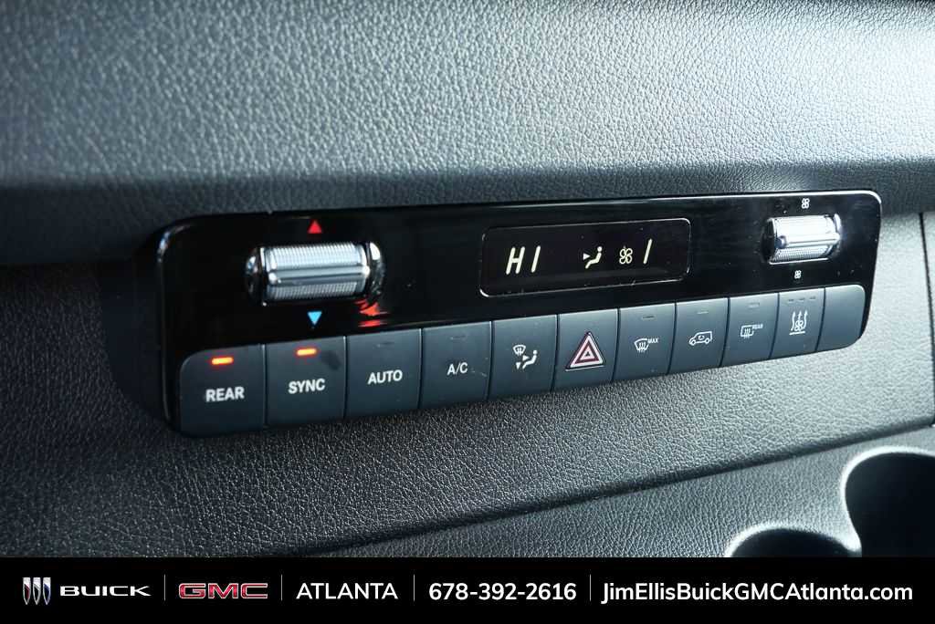 Used 2024 Mercedes-Benz Sprinter 2500 image 15