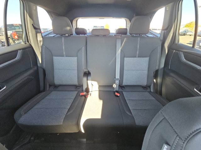 New 2026 GMC Acadia Elevation w/ LPO, Floor Liner Package AWD/4WD image 28