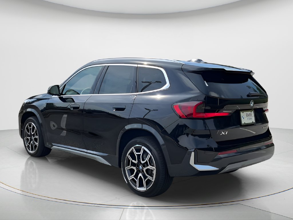 Certified 2025 BMW X1 xDrive28i w/ Technology Package AWD/4WD image 7