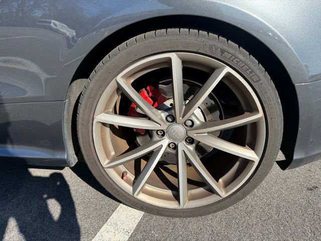 Used 2015 Audi RS 5 Coupe w/ Black Optic Plus Package image 13