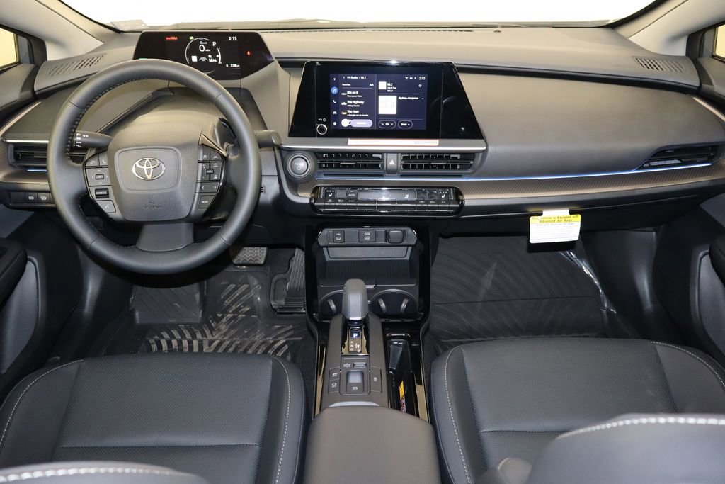Used 2025 Toyota Prius XLE image 14