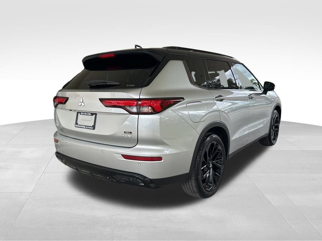 New 2025 Mitsubishi Outlander SEL Black Edition AWD/4WD video 3
