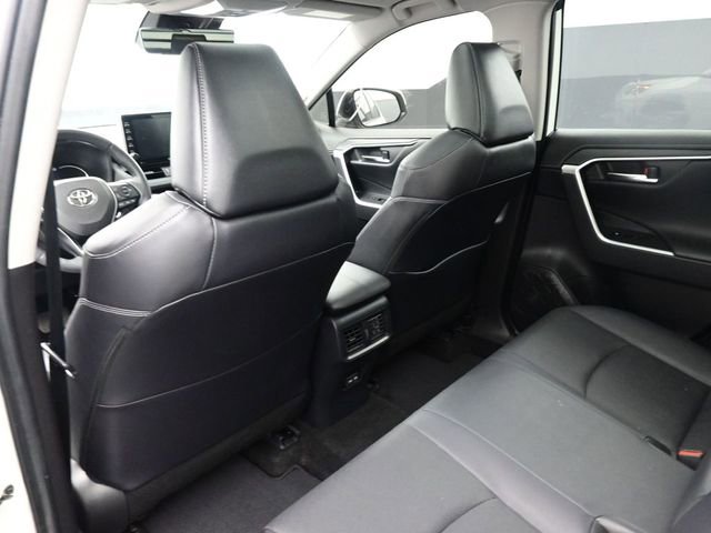 Used 2022 Toyota RAV4 Limited FWD image 2