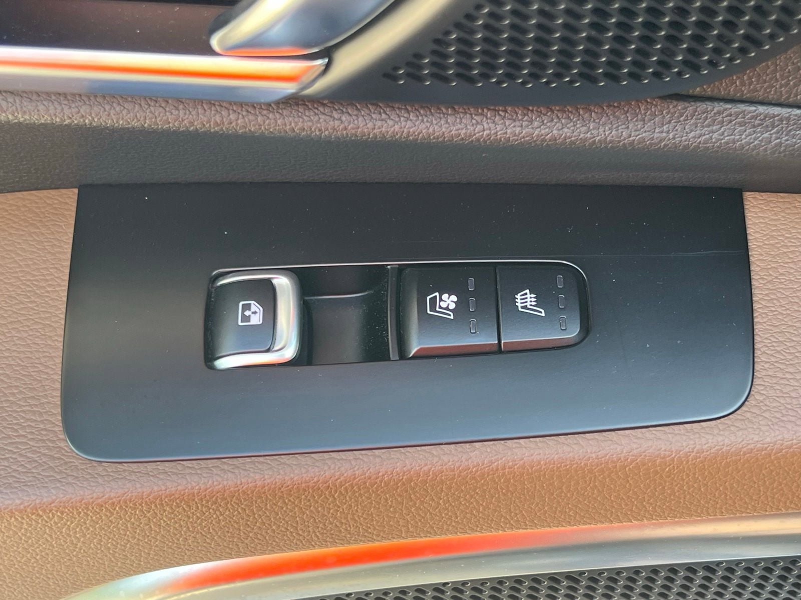 Used 2021 Kia Telluride SX w/ SX Prestige Package AWD/4WD image 22