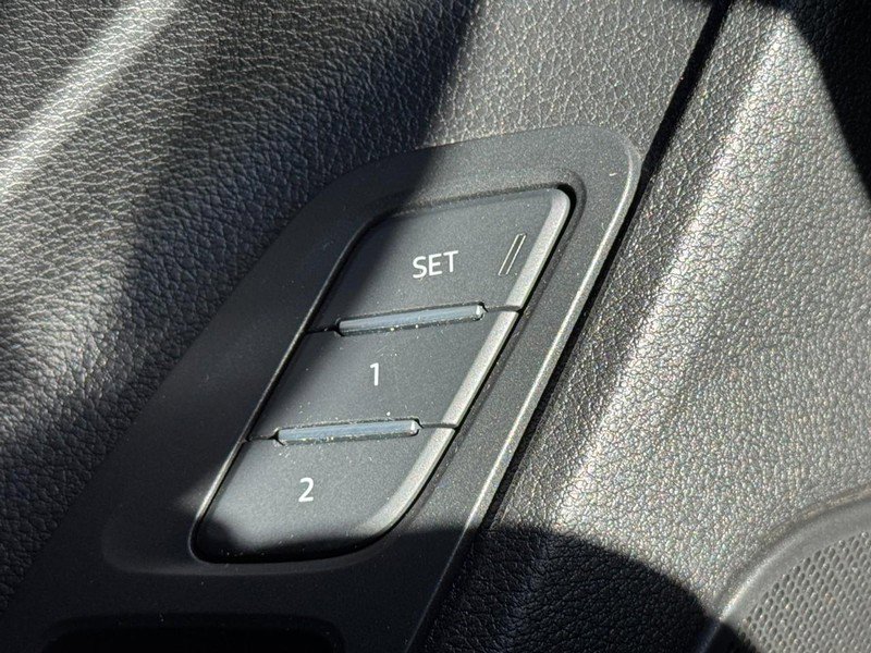 Used 2023 Audi Q3 2.0T Premium Plus w/ Premium Plus Package image 16