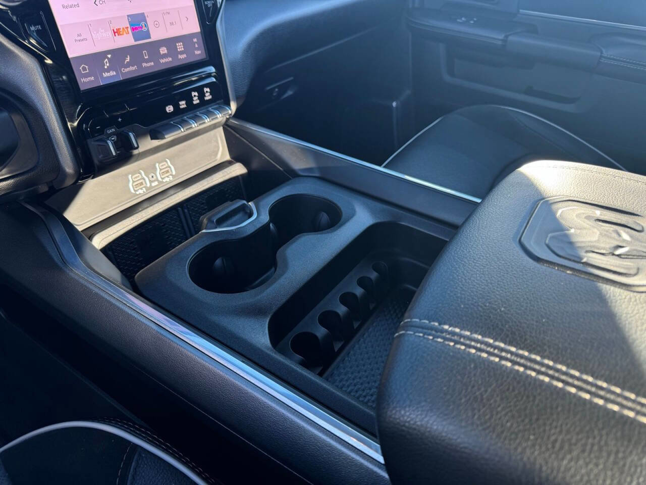 Used 2025 RAM 2500 Laramie image 28