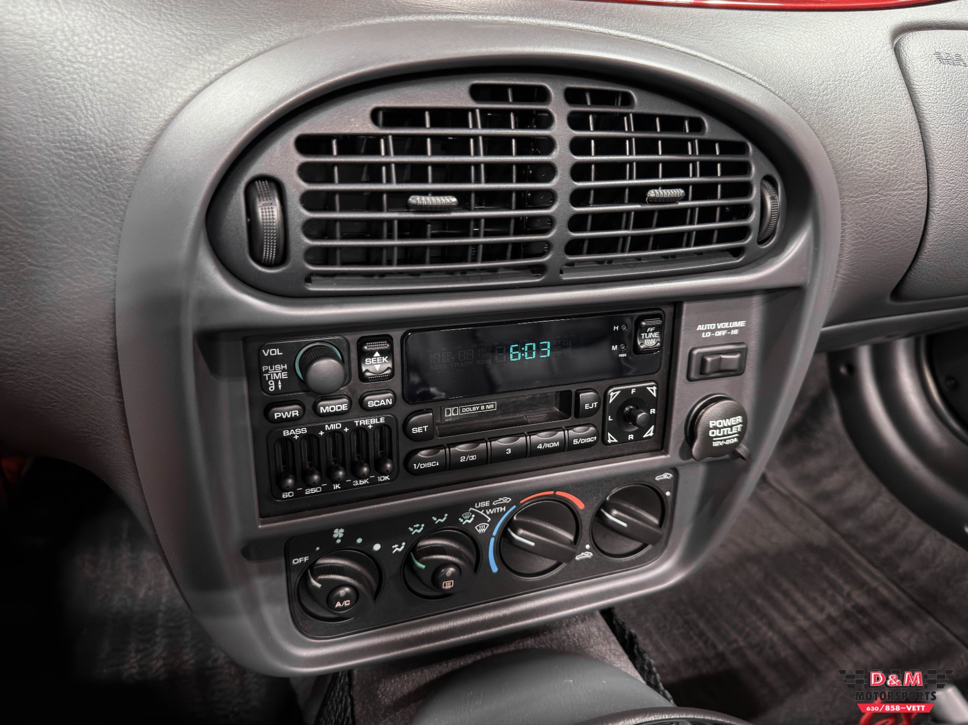 Used 2002 Chrysler Prowler RWD image 20