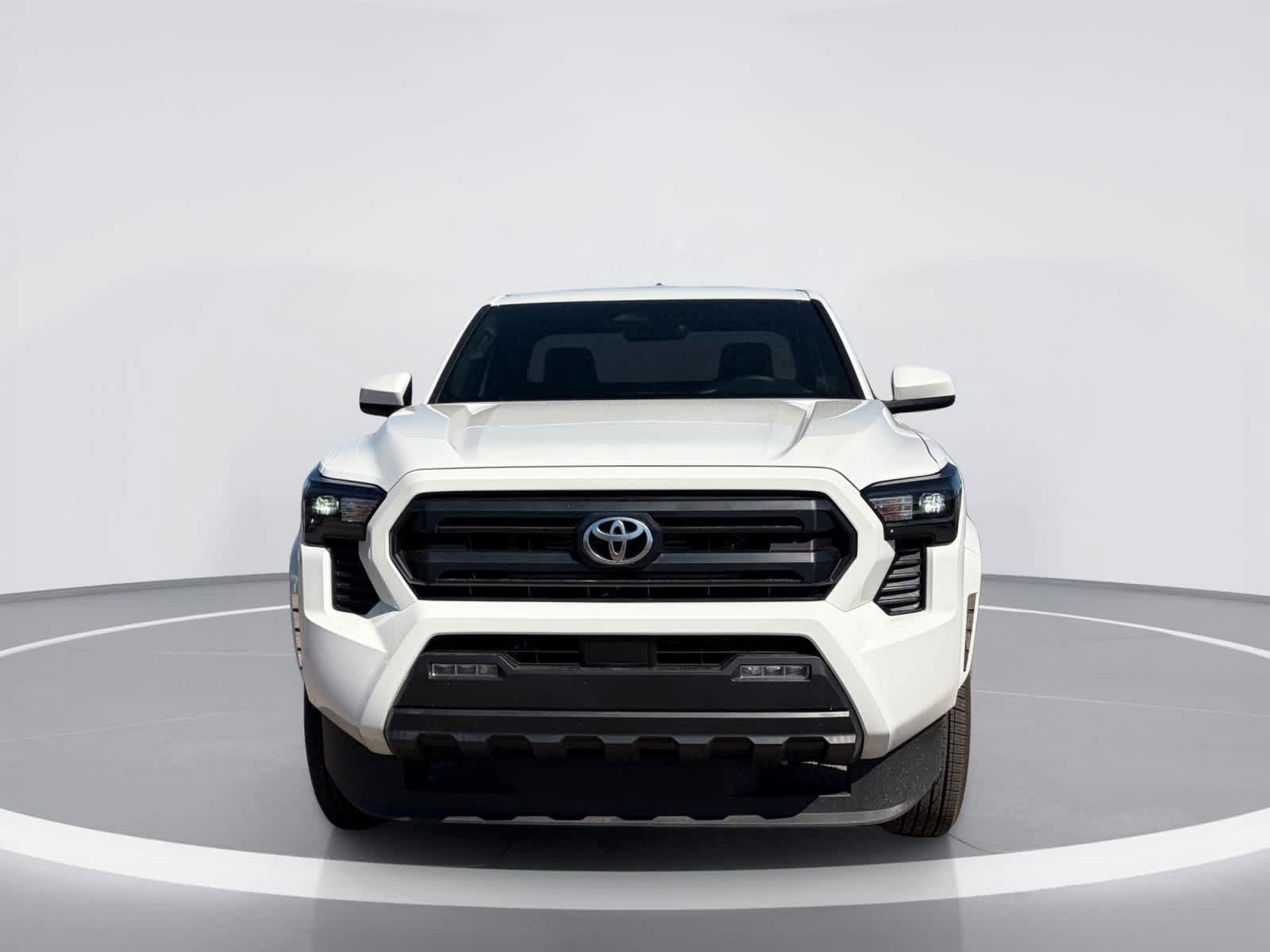 Used 2026 Toyota Tacoma SR5 RWD image 6