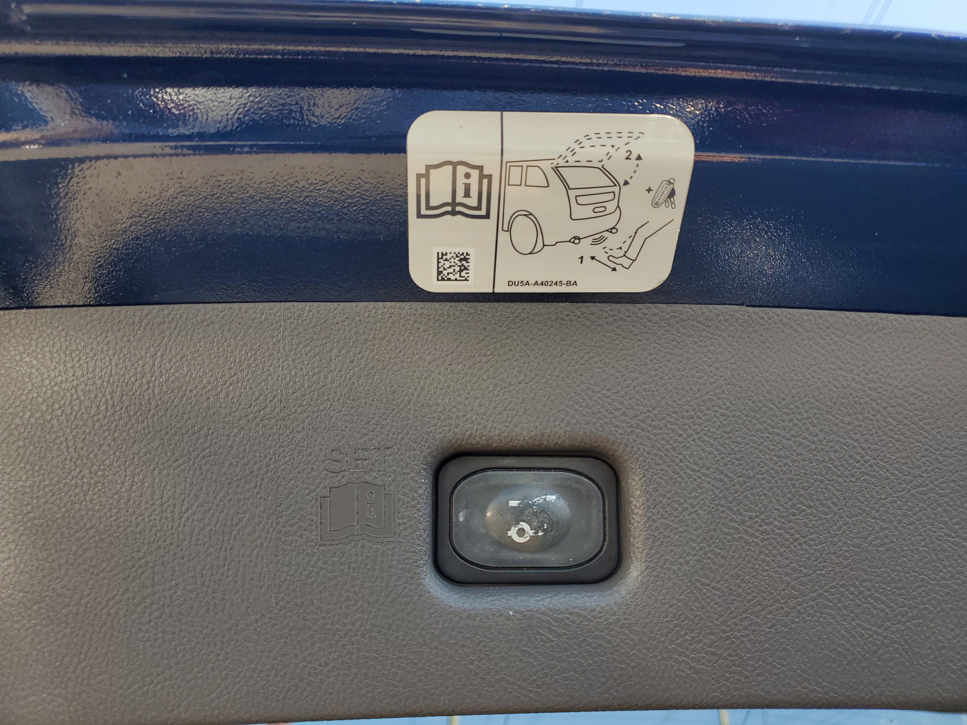 Certified 2019 Lincoln Nautilus Reserve image 6