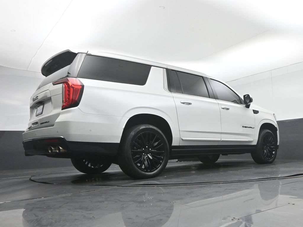 Used 2023 GMC Yukon XL Denali w/ Denali Reserve Package AWD/4WD image 79