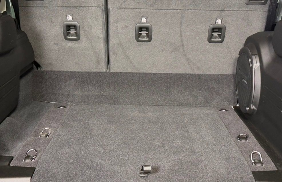 Used 2024 Jeep Wrangler Unlimited Rubicon w/ Capability Package image 32