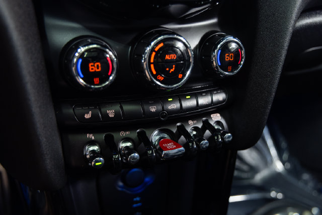 Certified 2024 MINI Cooper John Cooper Works FWD image 18