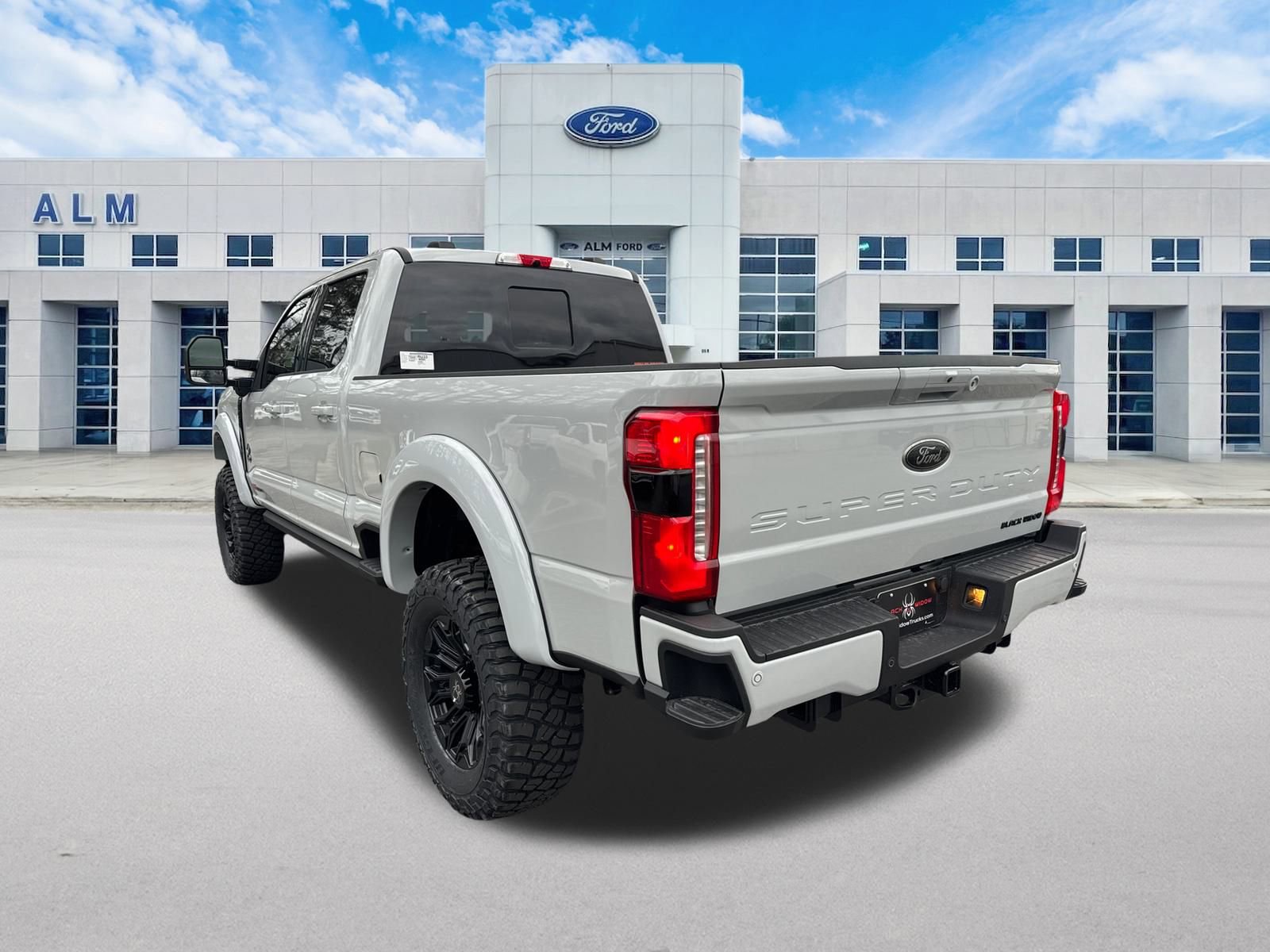 New 2026 Ford F250 Lariat w/ Black Appearance Package image 7