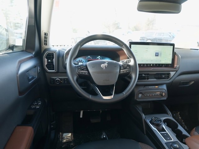 Used 2025 Ford Bronco Sport Outer Banks w/ Outer Banks Tech Package+ image 16