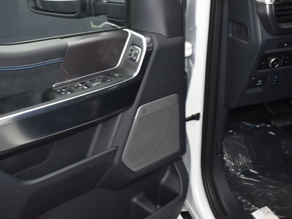 New 2025 Ford F150 Platinum AWD/4WD image 9