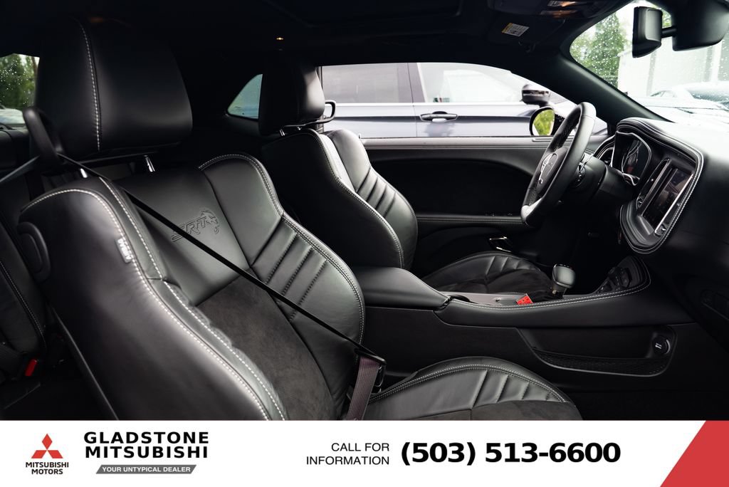 Used 2023 Dodge Challenger SRT Hellcat w/ Driver Convenience Group RWD image 23