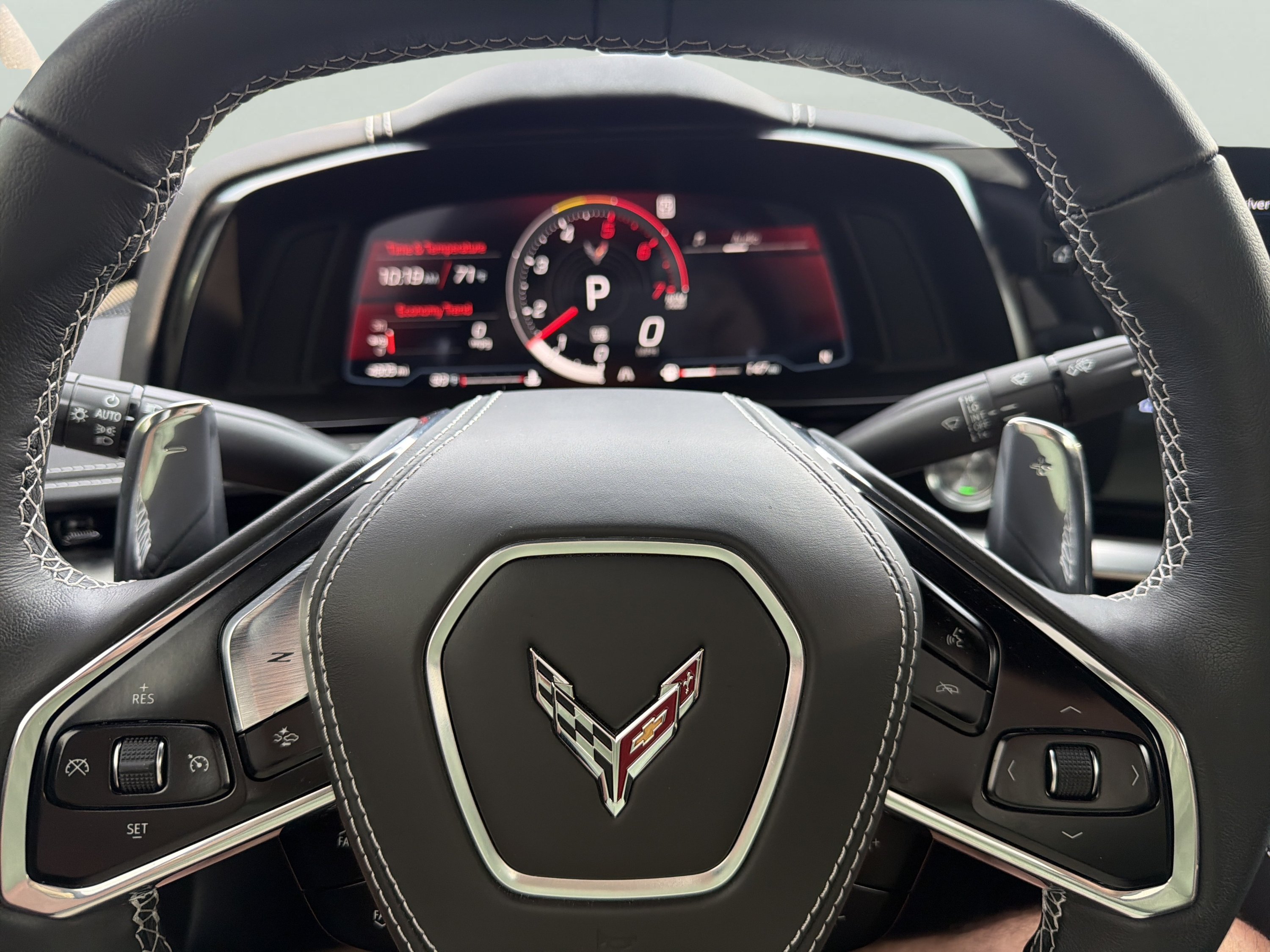 Used 2025 Chevrolet Corvette Stingray Coupe RWD image 16