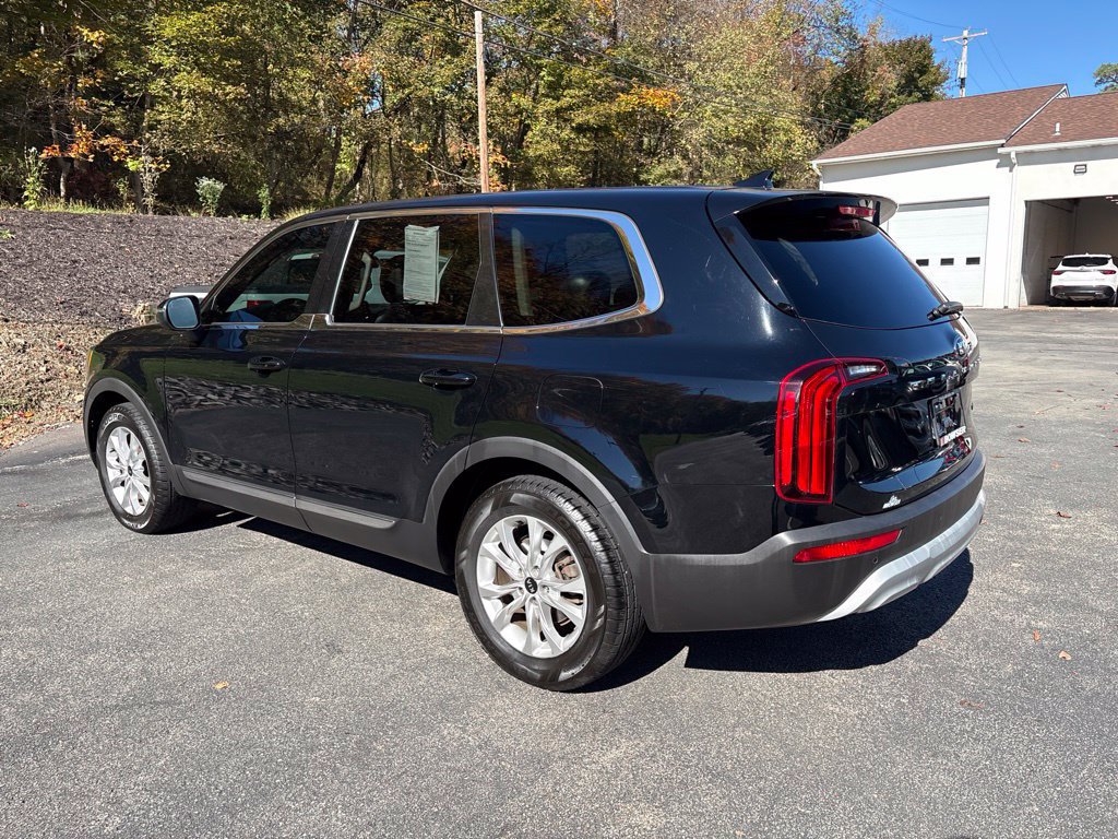 Used 2020 Kia Telluride LX FWD image 3
