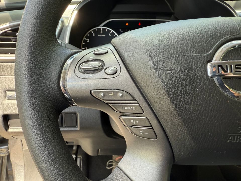 Used 2022 Nissan Murano S image 20