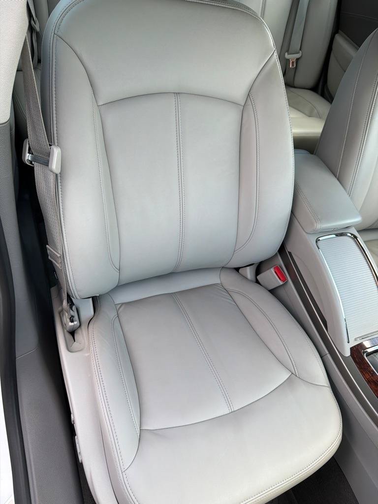 Used 2013 Buick LaCrosse Leather FWD image 26