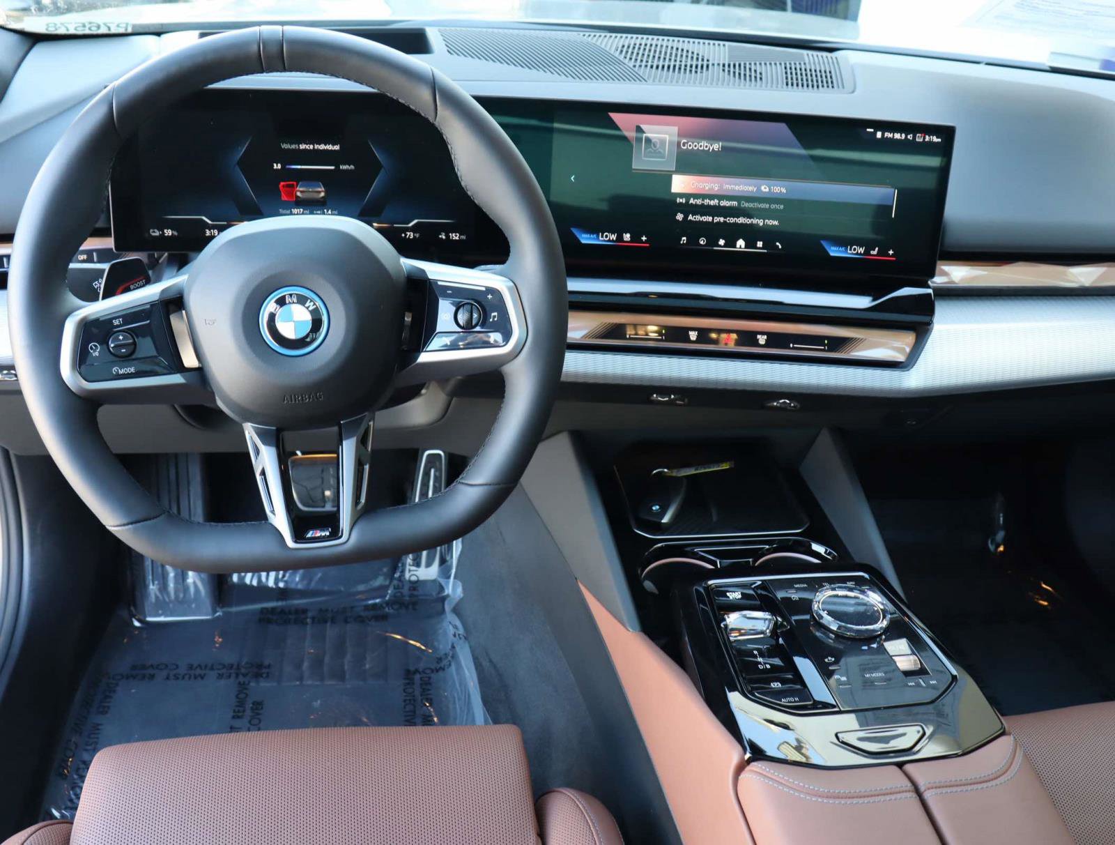 Used 2025 BMW i5 xDrive40 image 13