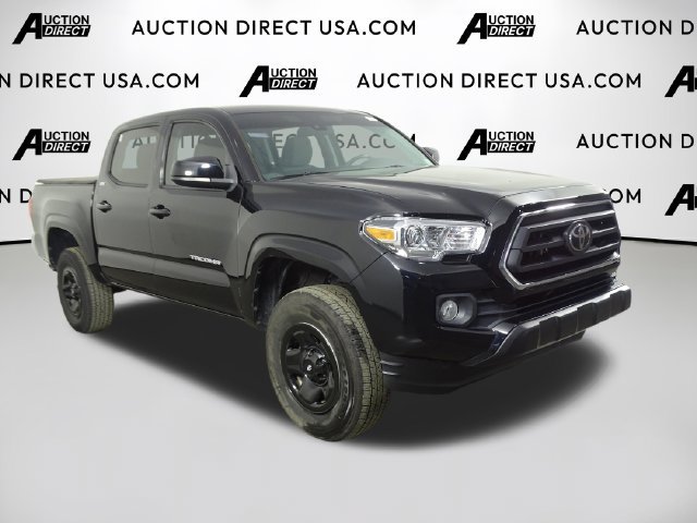 Used 2021 Toyota Tacoma SR5 RWD image 2