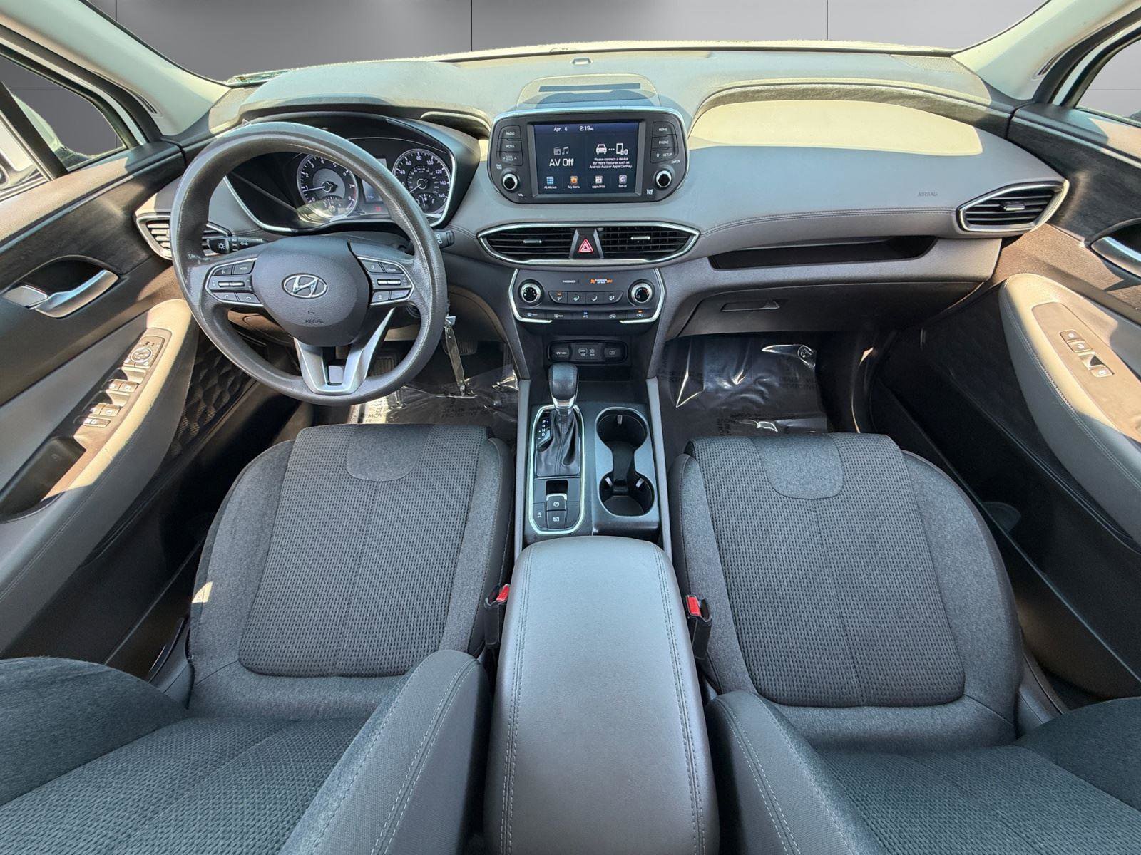 Used 2019 Hyundai Santa Fe SE image 12