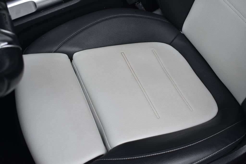 Used 2022 Mercedes-Benz GLB 35 AMG 4MATIC image 12
