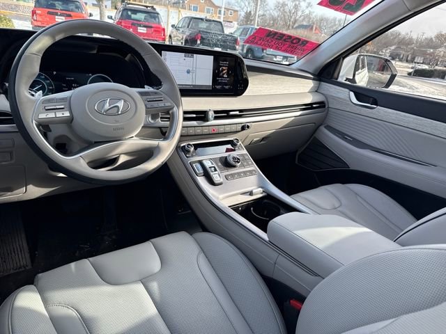 Used 2025 Hyundai Palisade Calligraphy image 30