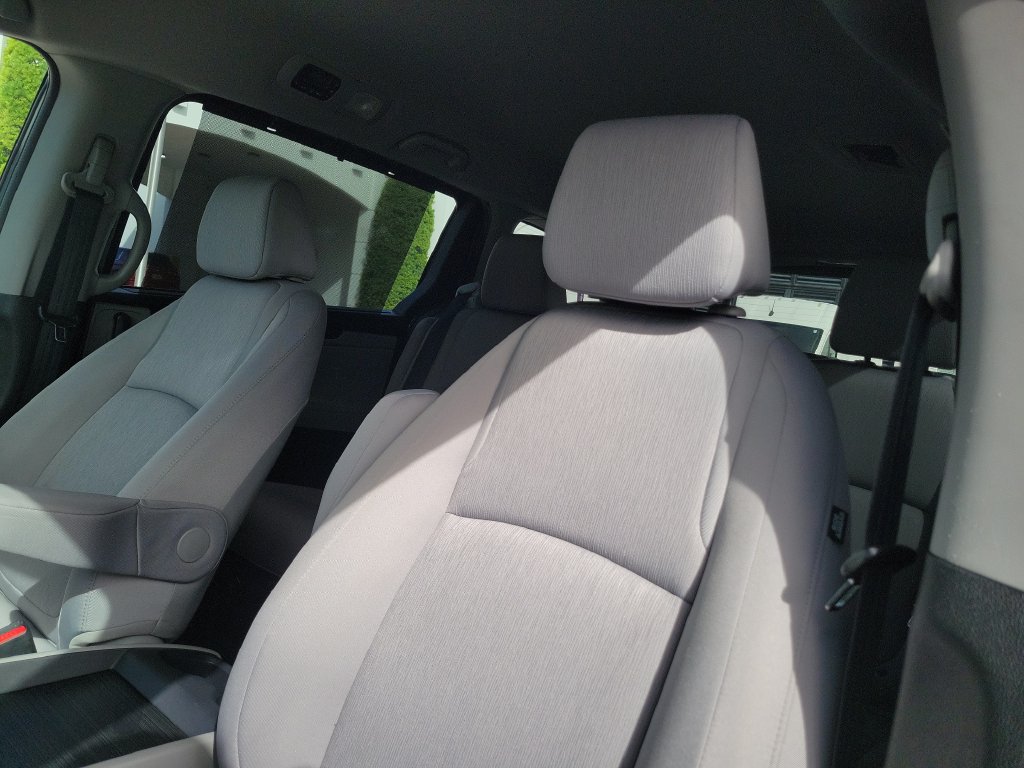 Used 2018 Honda Odyssey EX image 20