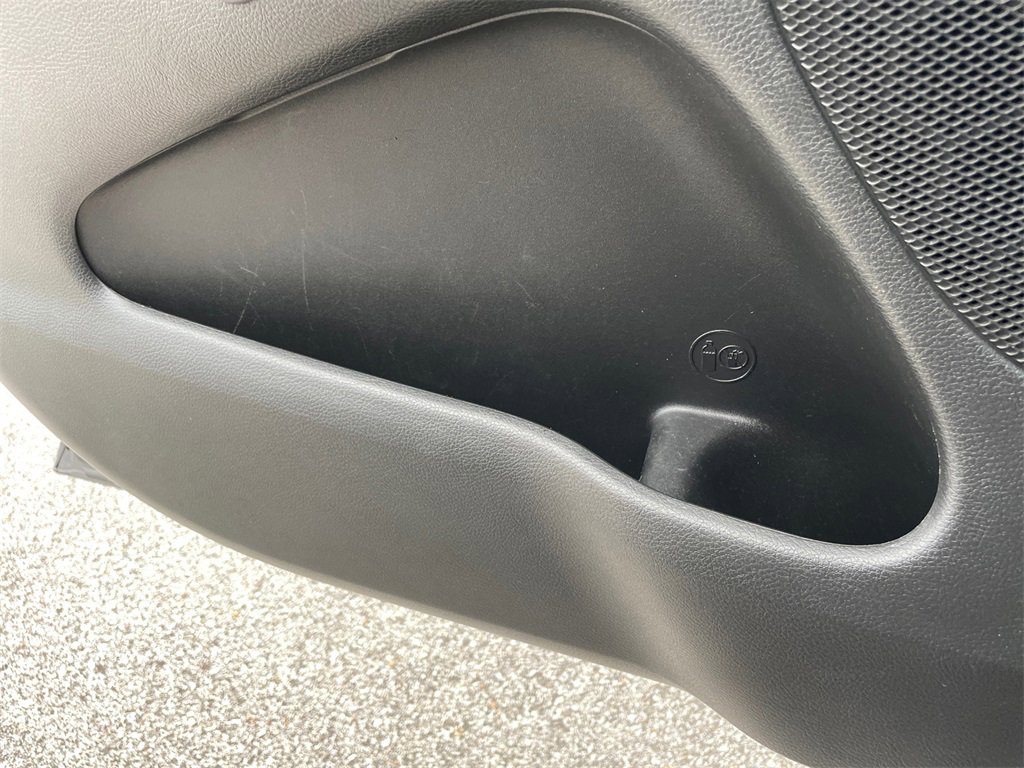 Used 2016 Jeep Grand Cherokee Limited image 34