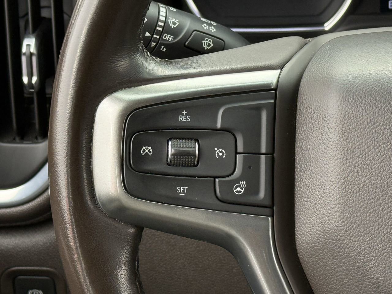 Used 2021 Chevrolet Silverado 2500 LTZ AWD/4WD image 13