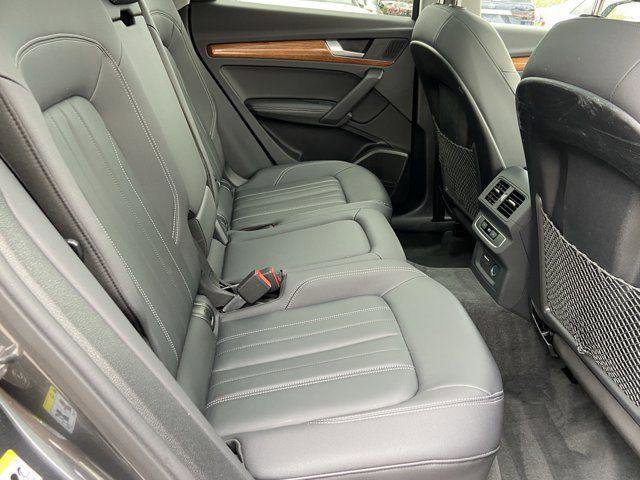 Used 2023 Audi Q5 2.0T Premium Plus w/ Premium Plus Package AWD/4WD image 31